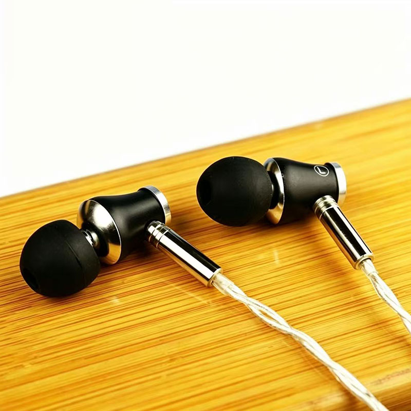 Auriculares Intrauditivos HiFi - Wired Earphone Mic reseña y precio